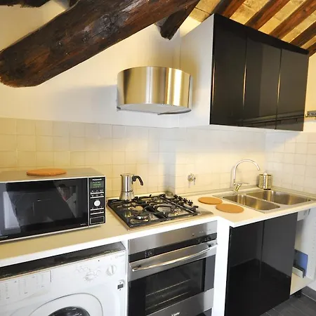 Holiday - City Center Apartment Rome